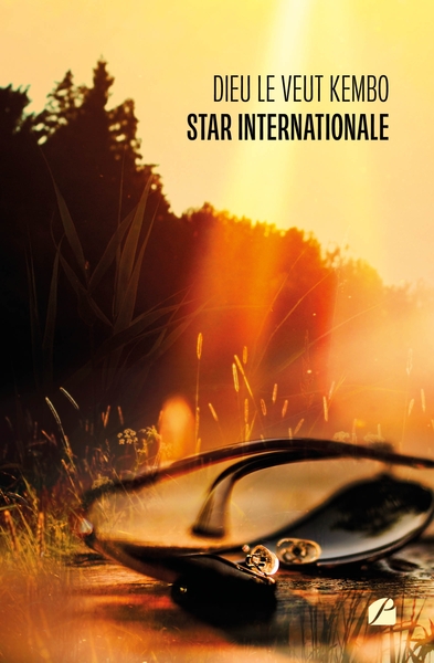 Star internationale (9782754763387-front-cover)