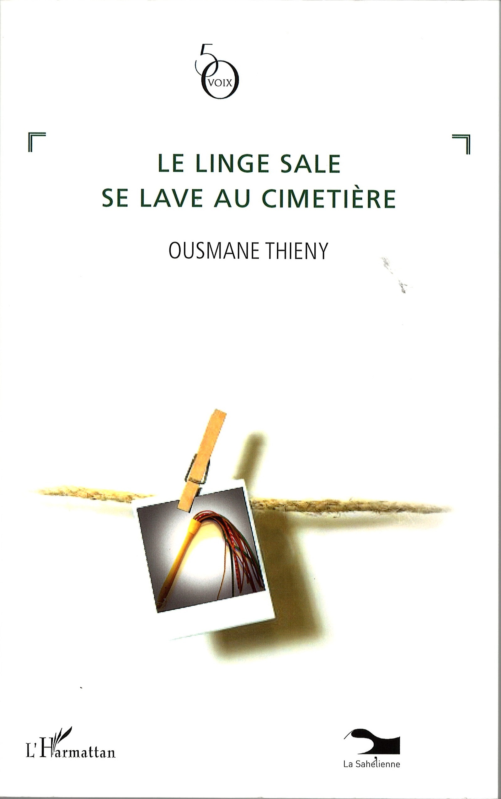 Le linge sale se lave au cimetière (9789995254704-front-cover)