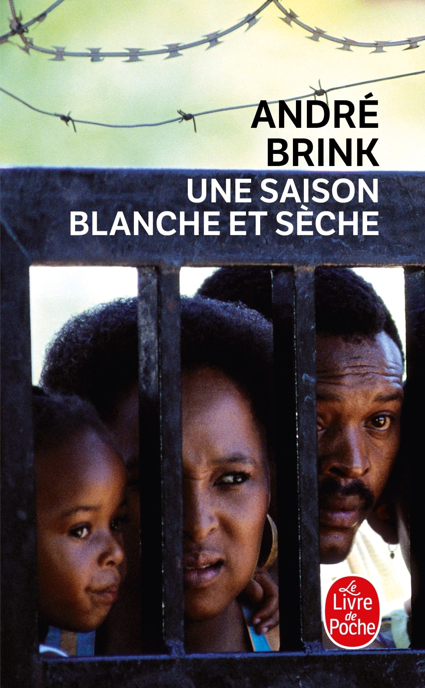 Une saison blanche et sèche (9782253029465-front-cover)