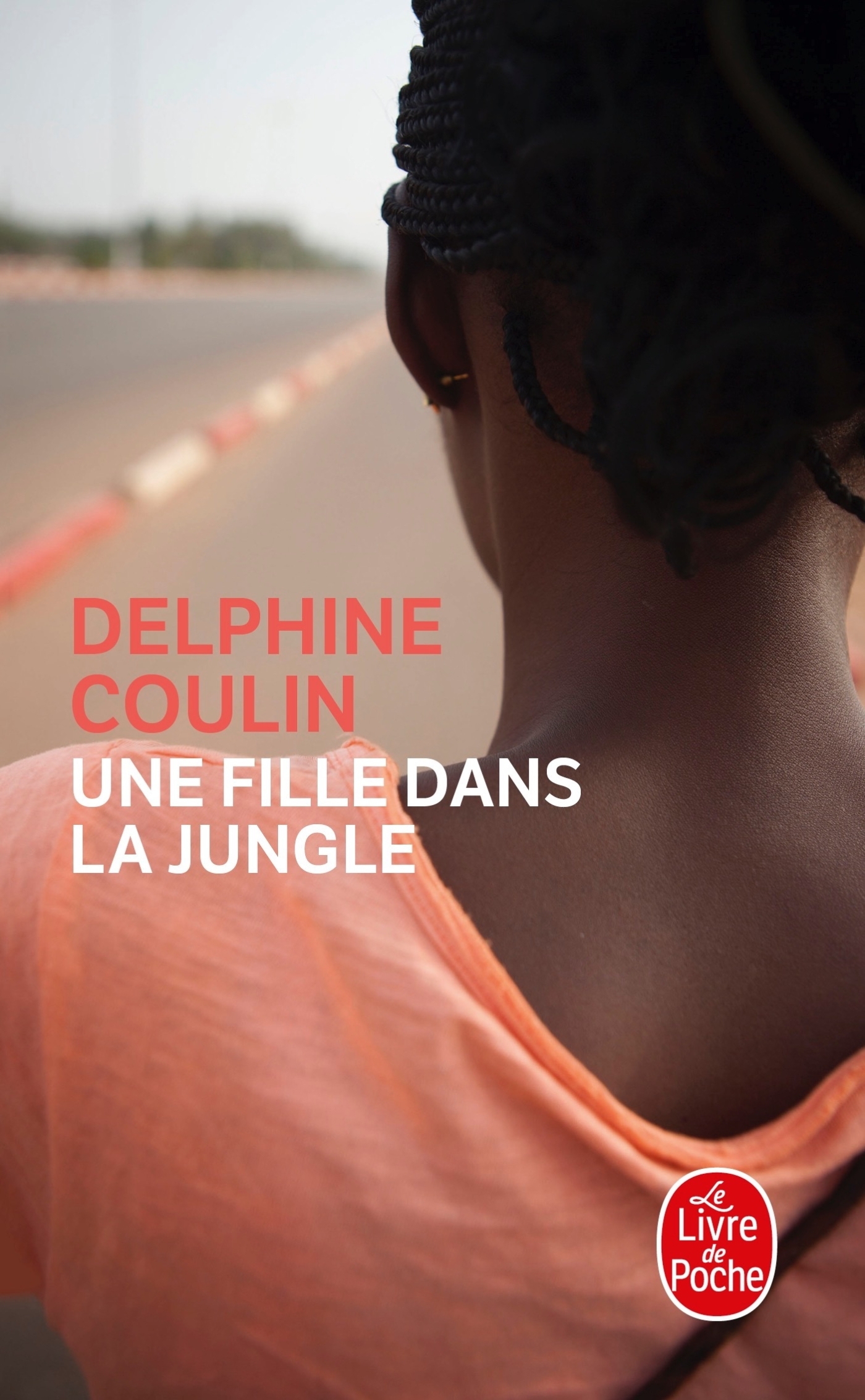 Une fille dans la jungle (9782253074427-front-cover)