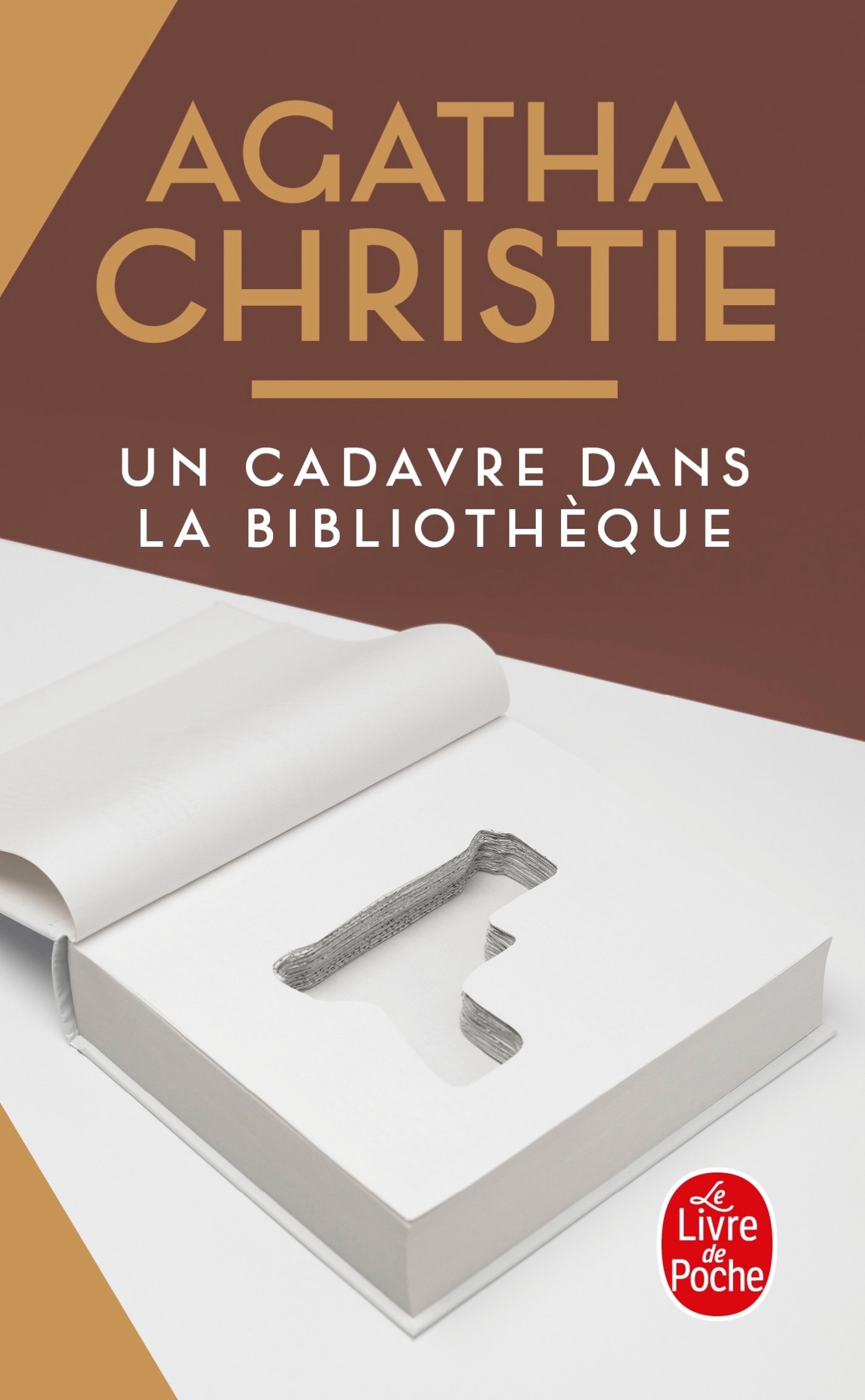 Un cadavre dans la bibliothèque (9782253029908-front-cover)