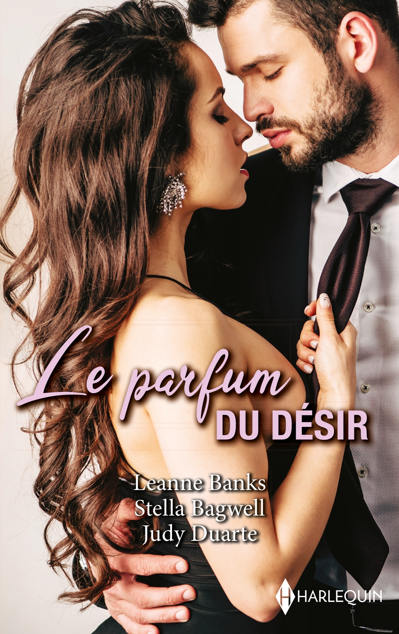 Le parfum du désir, Celui qu'elle espérait - Une bouleversante étreinte - Une tendre passion (9782280467490-front-cover)