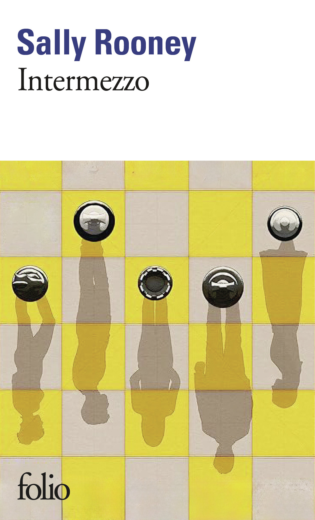 Intermezzo (9782073121189-front-cover)