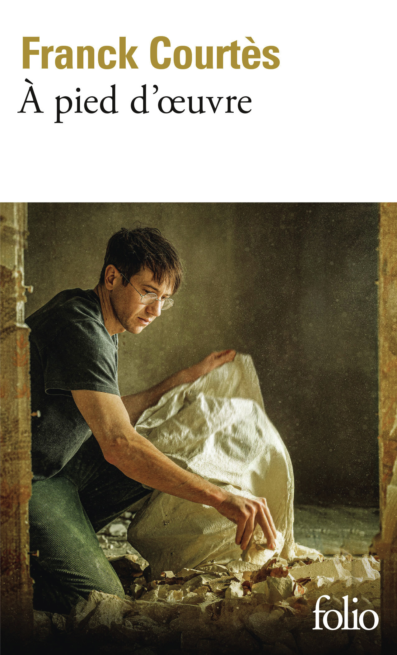 À pied d'oeuvre (9782073095657-front-cover)