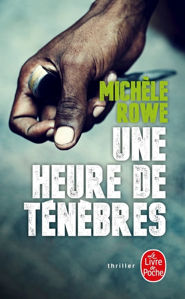 Une heure de ténèbres (9782253237471-front-cover)