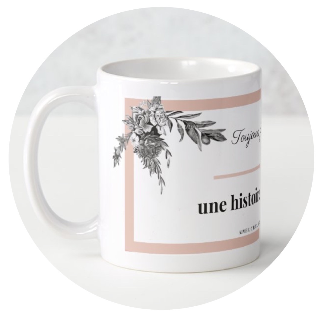 Mug Motif fleuri noir et cadre rose