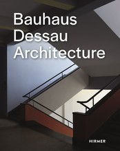 Bauhaus Dessau Architecture /anglais