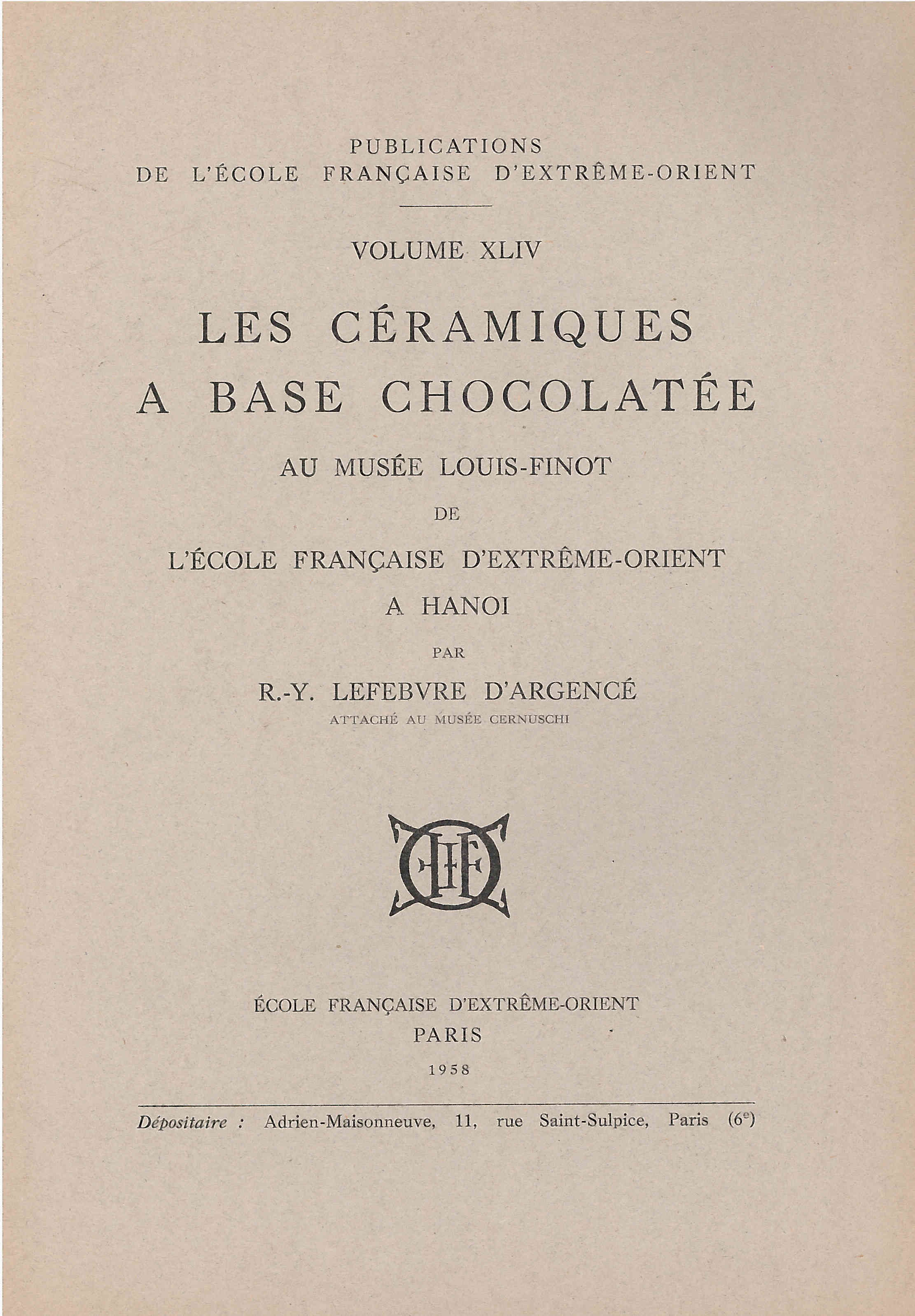 Les céramiques à base chocolatée au Musée Louis-Finot de l'Ecole française d'Extrême-Orient à Hanoï