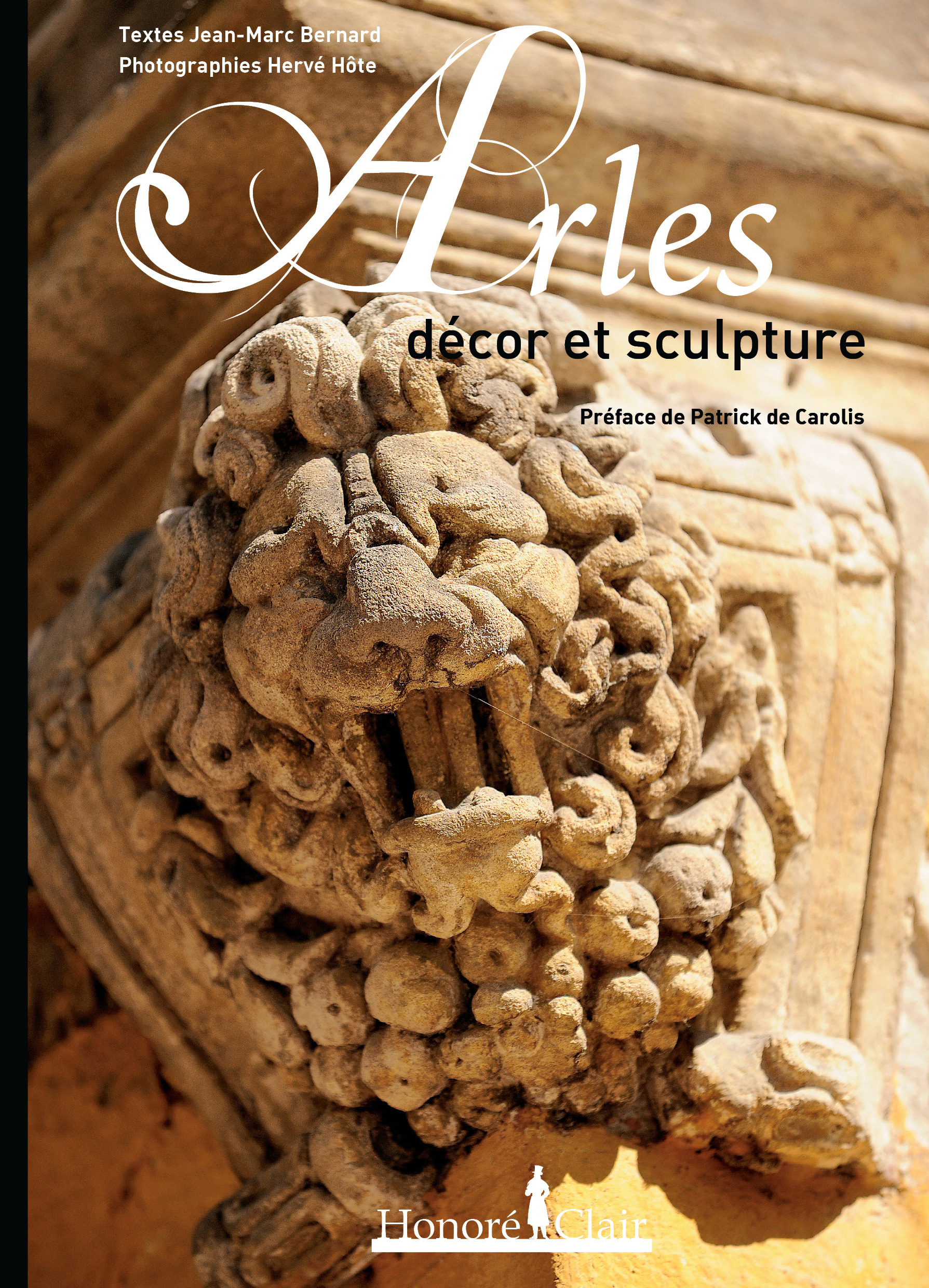 ARLES, DECOR ET SCULPTURE