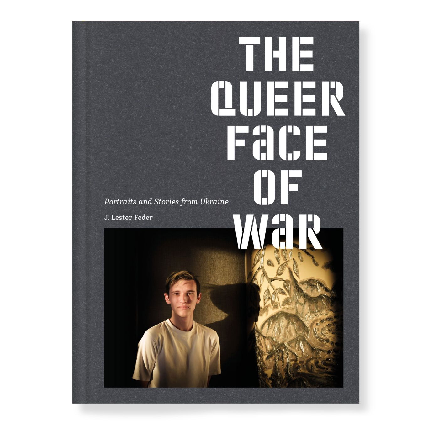 The Queer Face of War