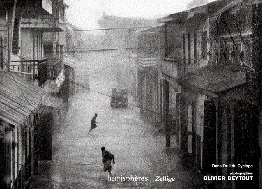 Dans L'Oeil Du Cyclope