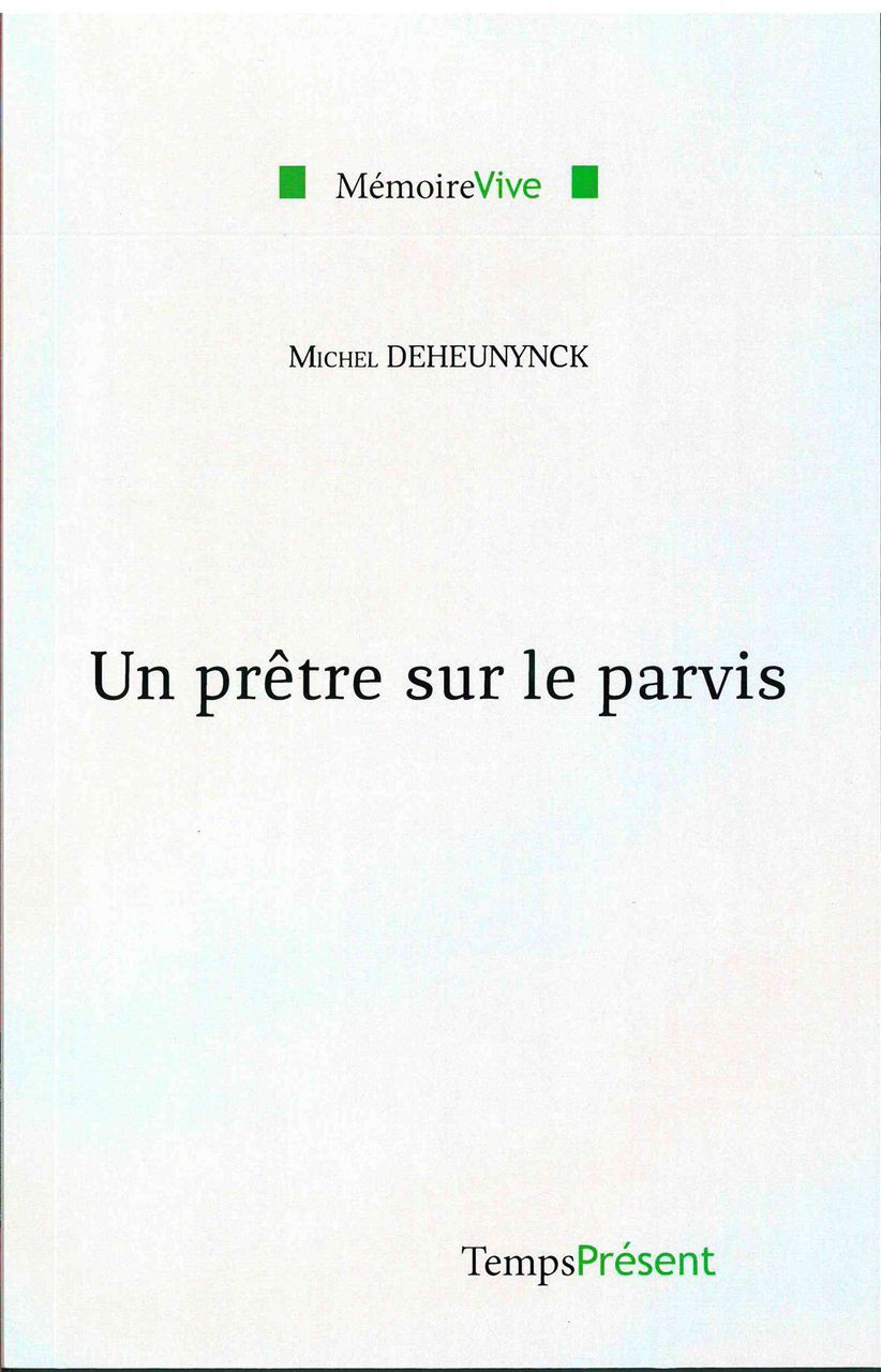 Un prêtre sur le Parvis