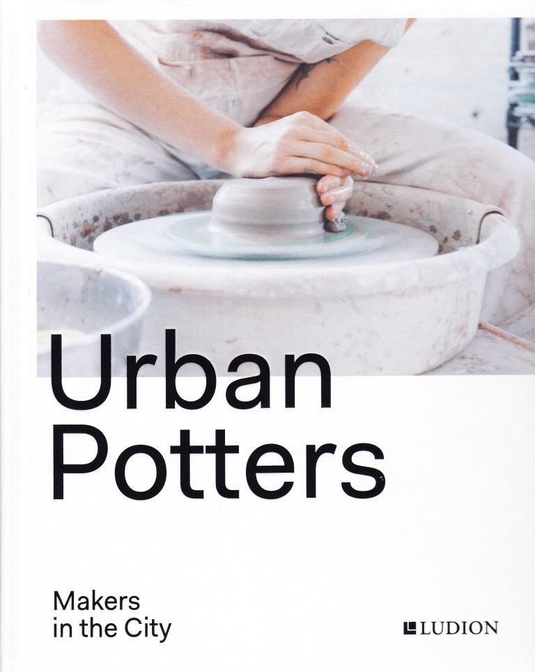 Urban Potters (Hardback) /anglais