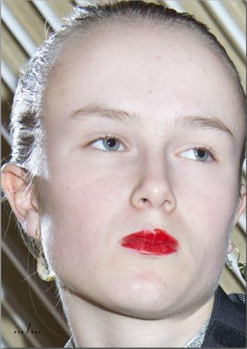 Liv Liberg Sister Sister /anglais