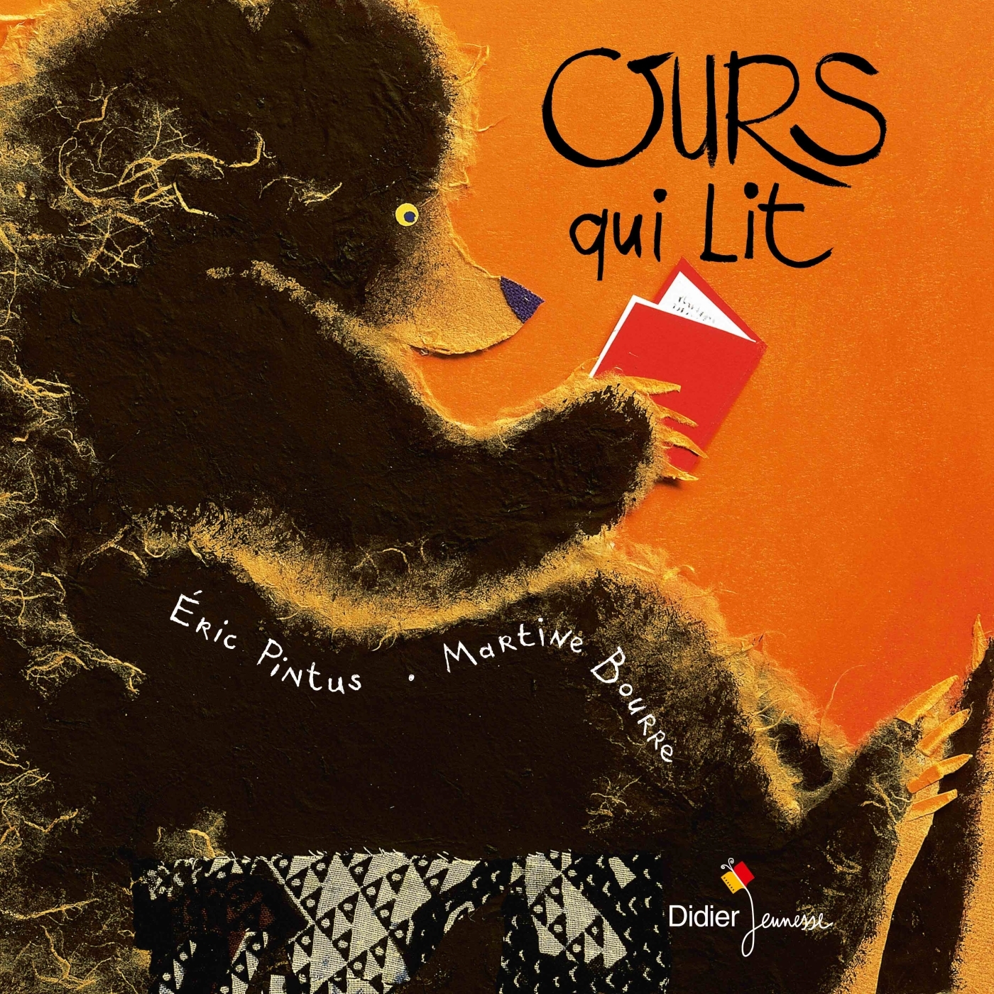Ours qui lit - géant