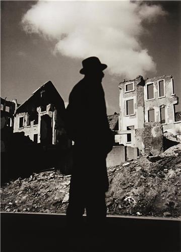 Werner Bischof Questions To My Father /anglais