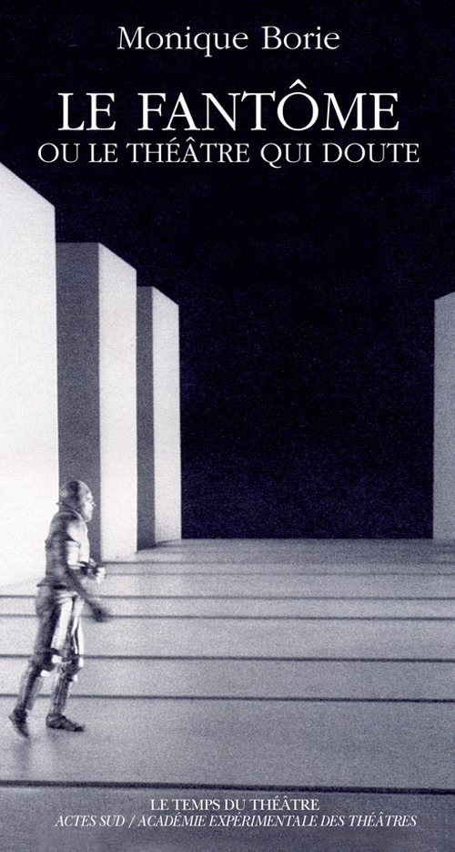 Le fantôme ou le théâtre qui doute