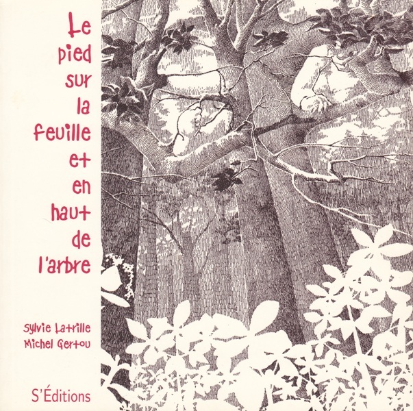 Le Pied sur la feuille et en haut de l'Arbre