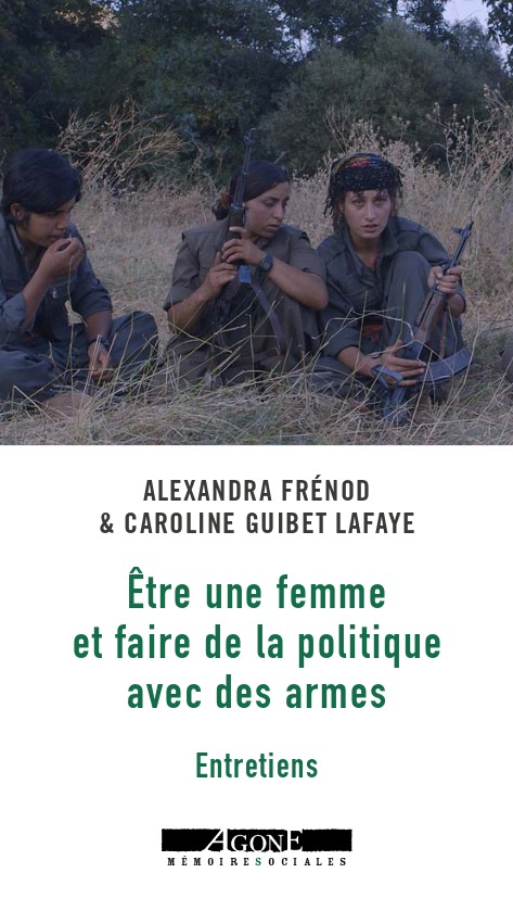Être une femme et faire de la politique avec des armes
