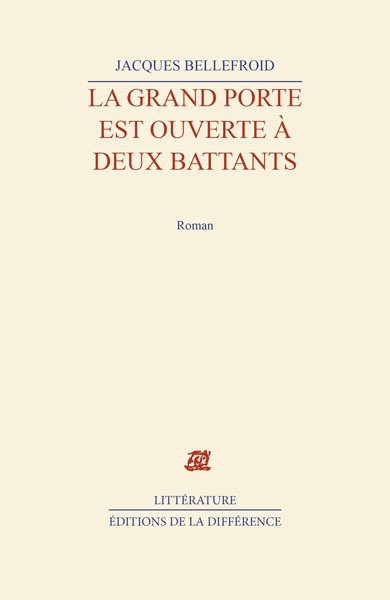 Grand porte est ouverte a deux