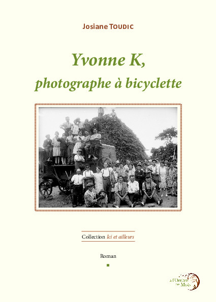 Yvette K, photographe à bicyclette