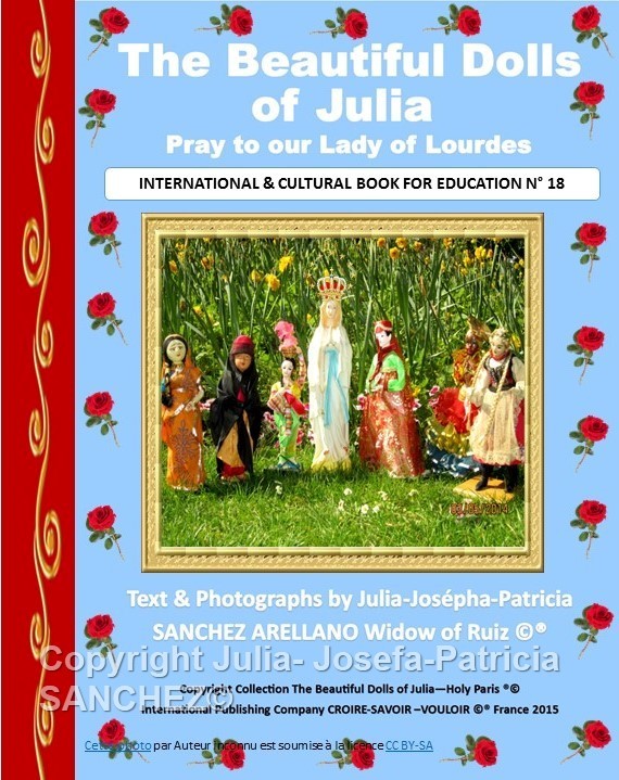 Book N° 18 The Beautiful dolls of Julia pray to the Lady of  Lourdes