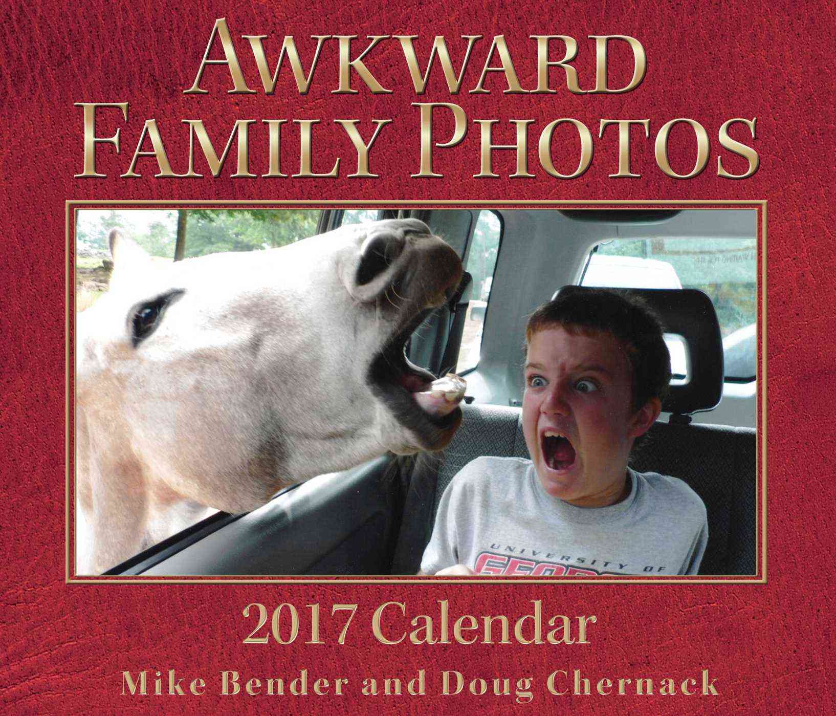 AWKWARD FAMILY PHOTOS 2017