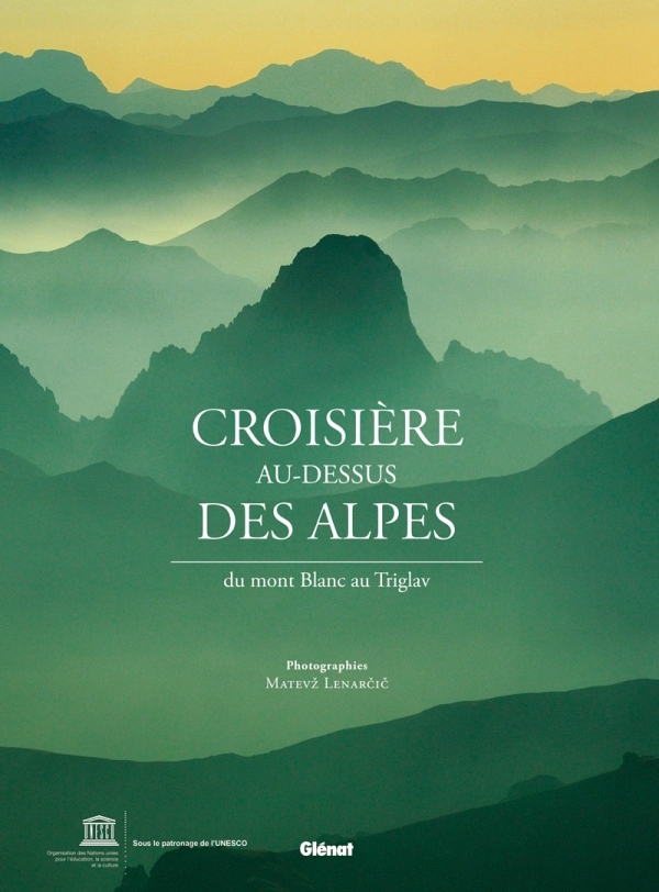 Croisière au-dessus des Alpes
