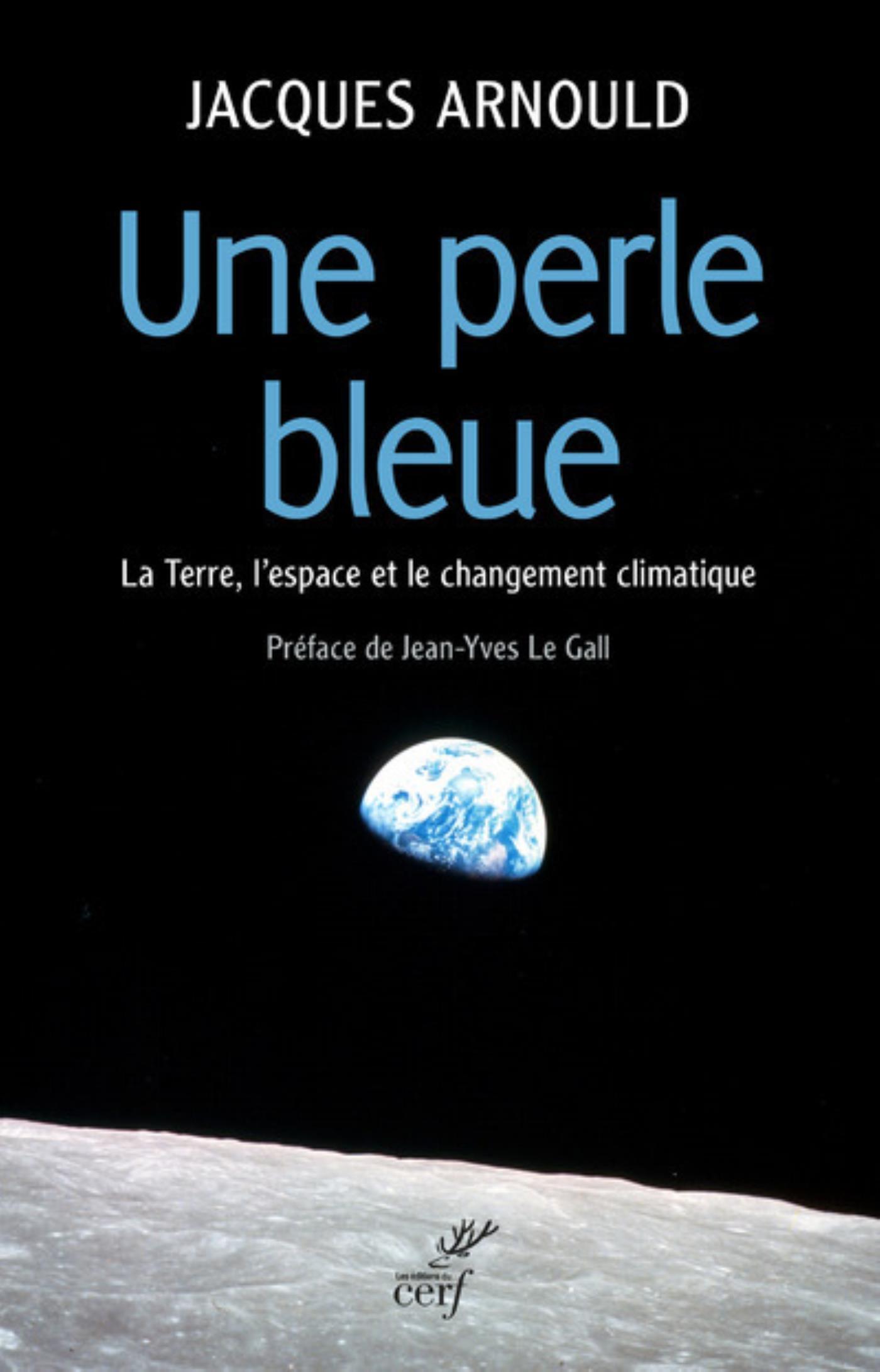 UNE PERLE BLEUE