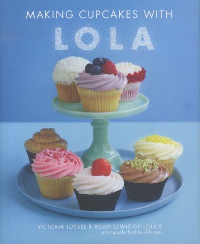 Making Cupcakes with Lola