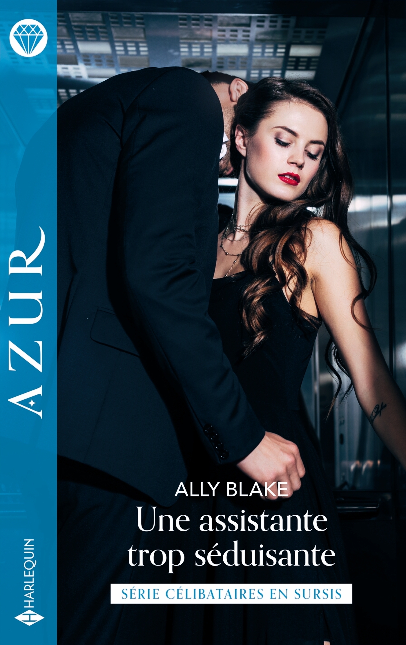 Une assistante trop séduisante