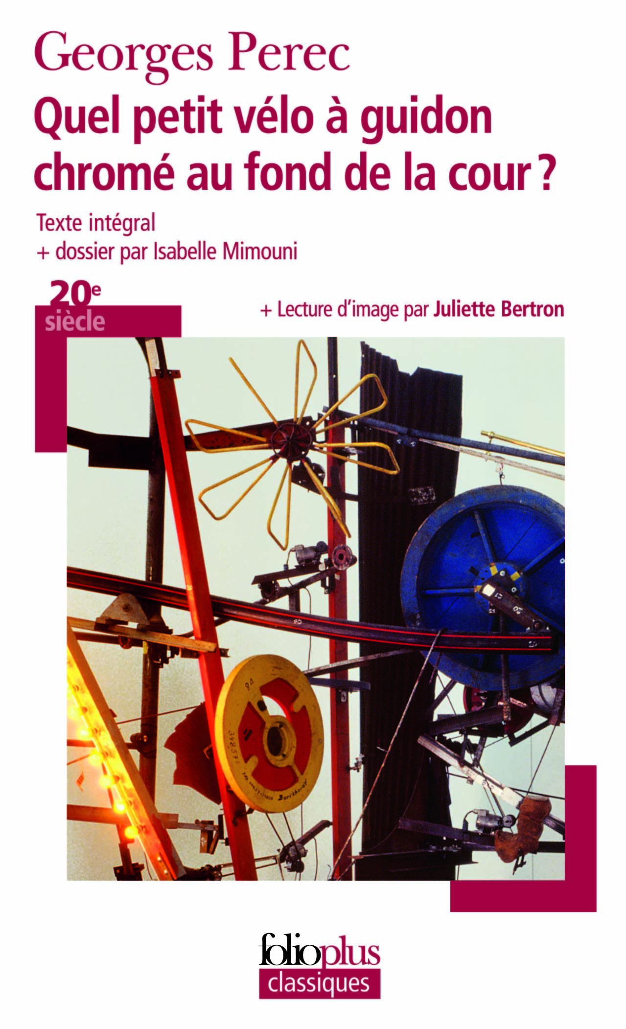 Quel petit vélo à guidon chromé au fond de la cour ?