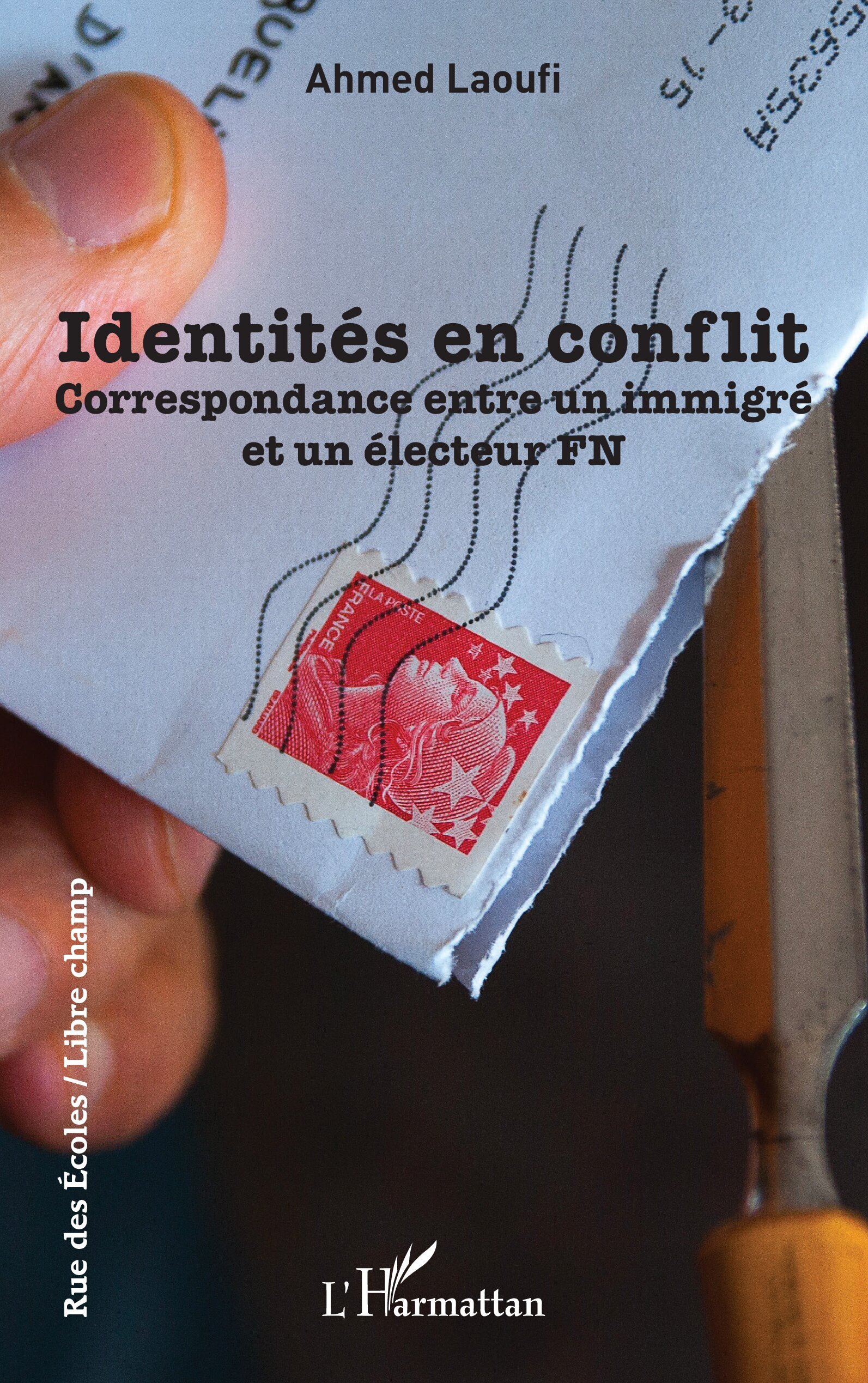 Identités en conflit
