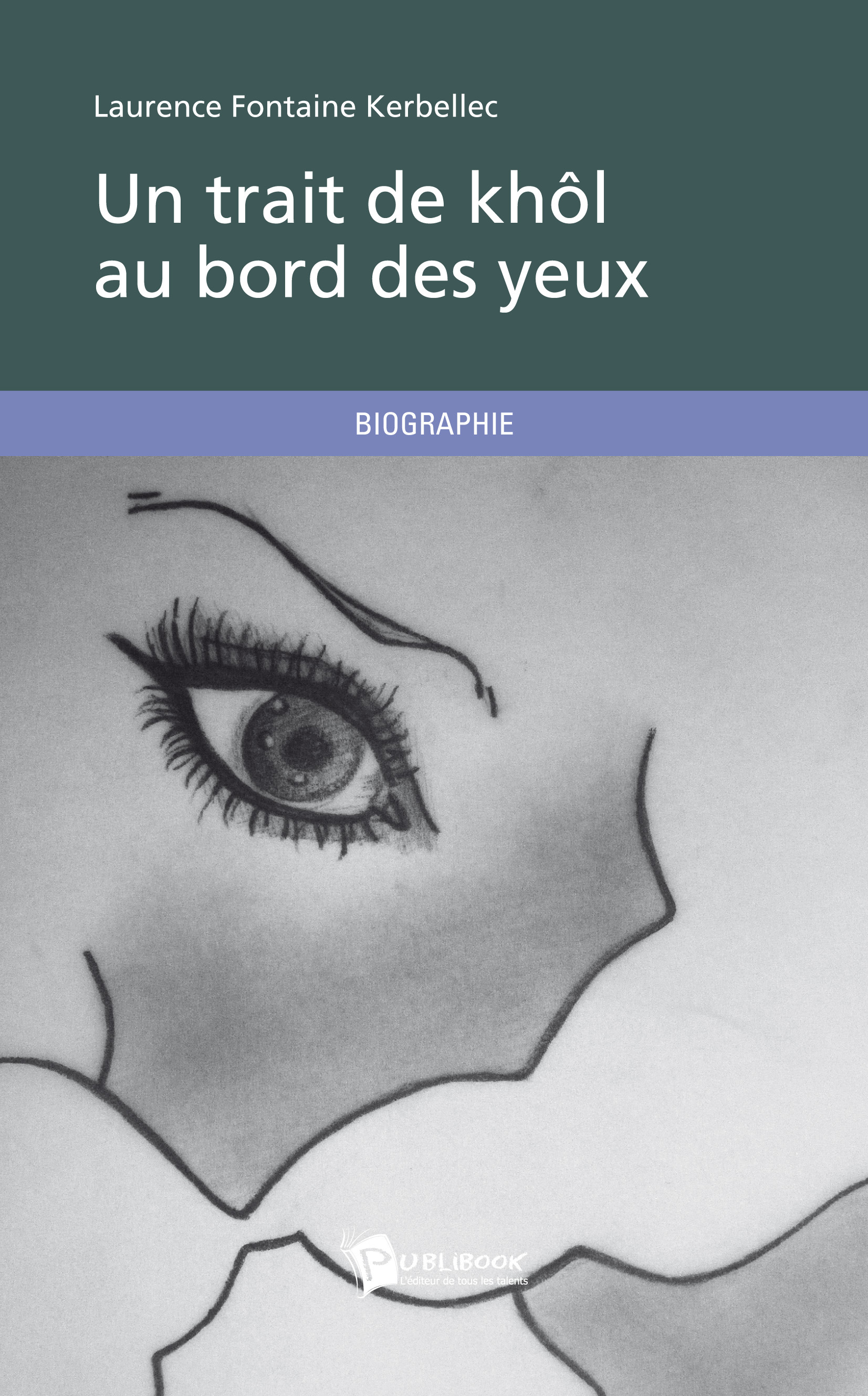 UN TRAIT DE KHOL AU BORD DES YEUX
