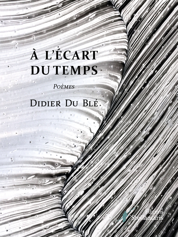 À l'écart du temps