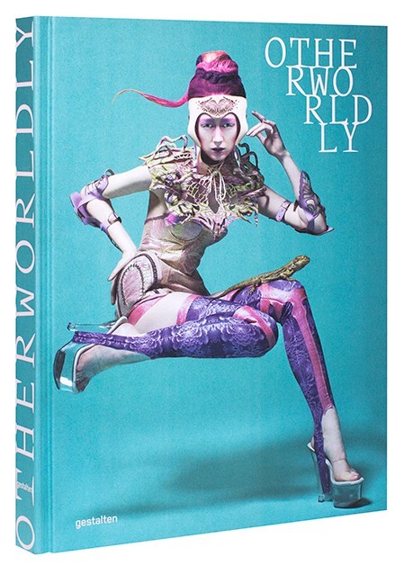 Otherworldly /anglais