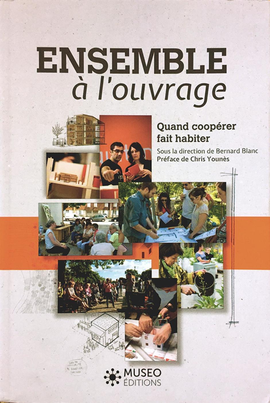 Ensemble à l'ouvrage