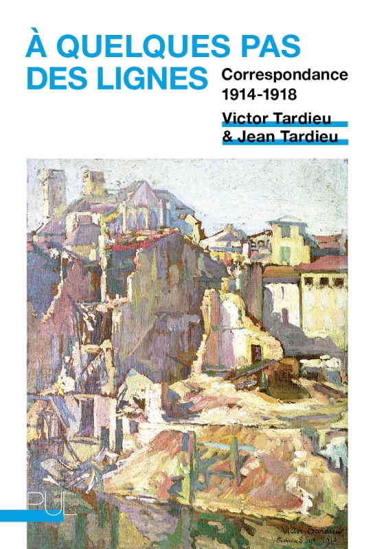 À quelques pas des lignes