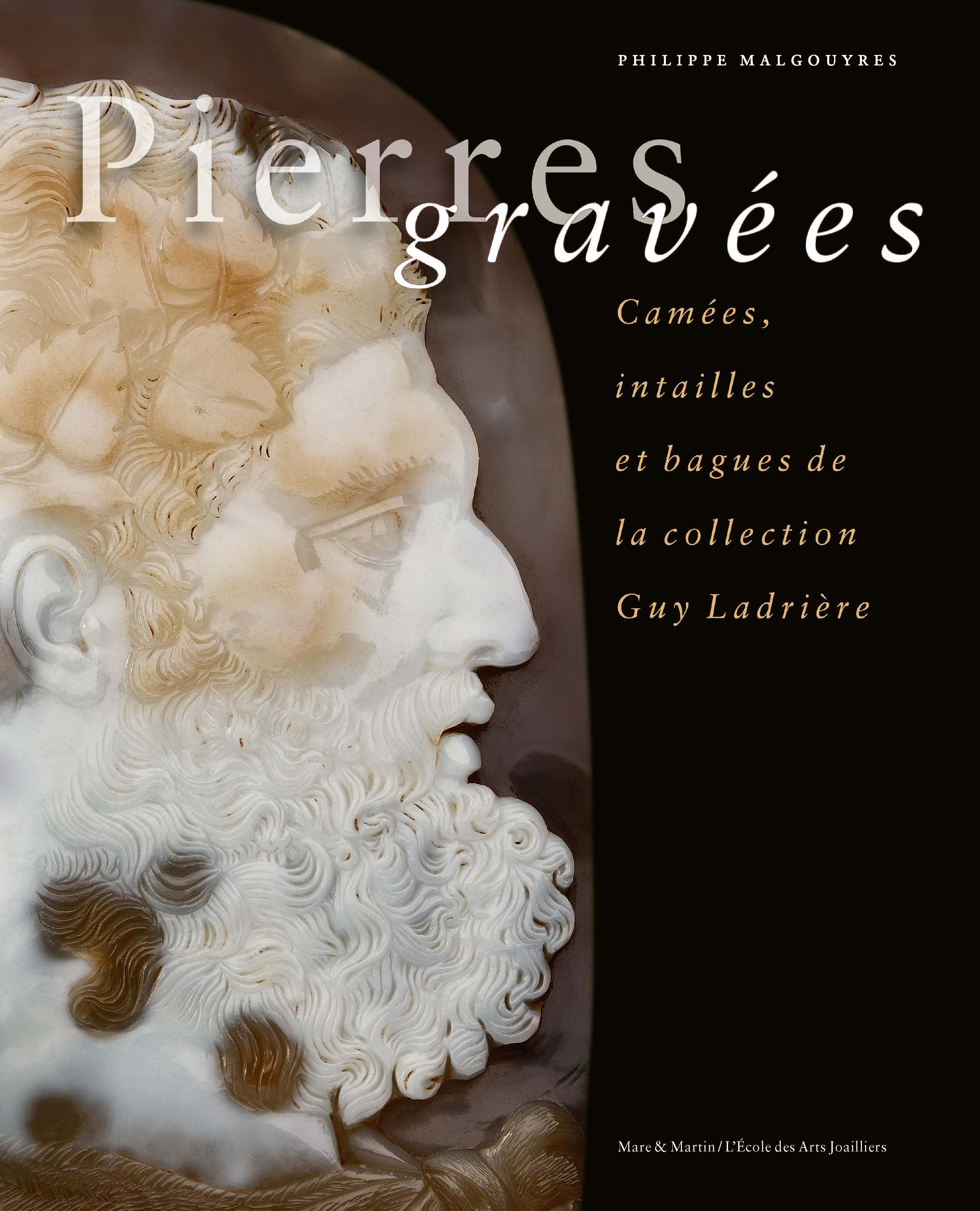 PIERRES GRAVEES