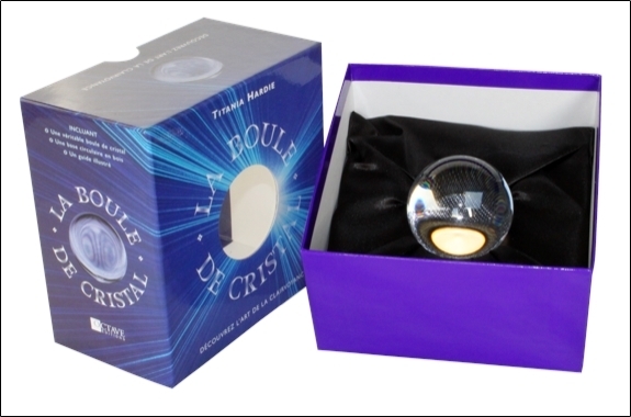 Coffret Boule de cristal 5,9 cm + guide 