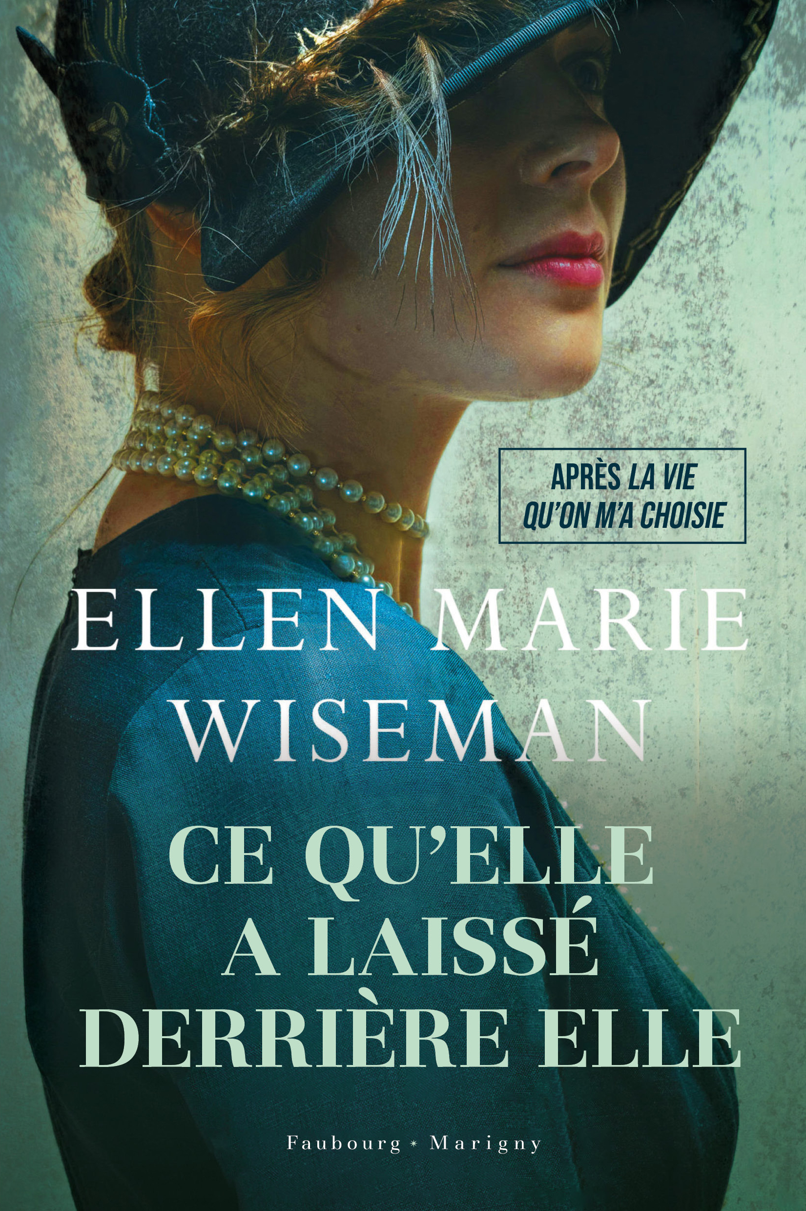 CE QU´ ELLE A LAISSE DERRIERE ELLE