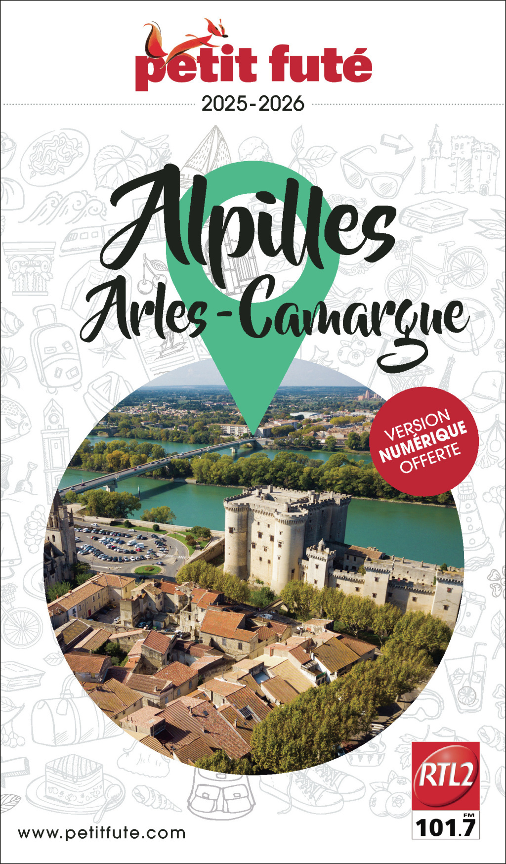 GUIDE ALPILLES - CAMARGUE - ARLES 2025/2026 PETIT FUTE