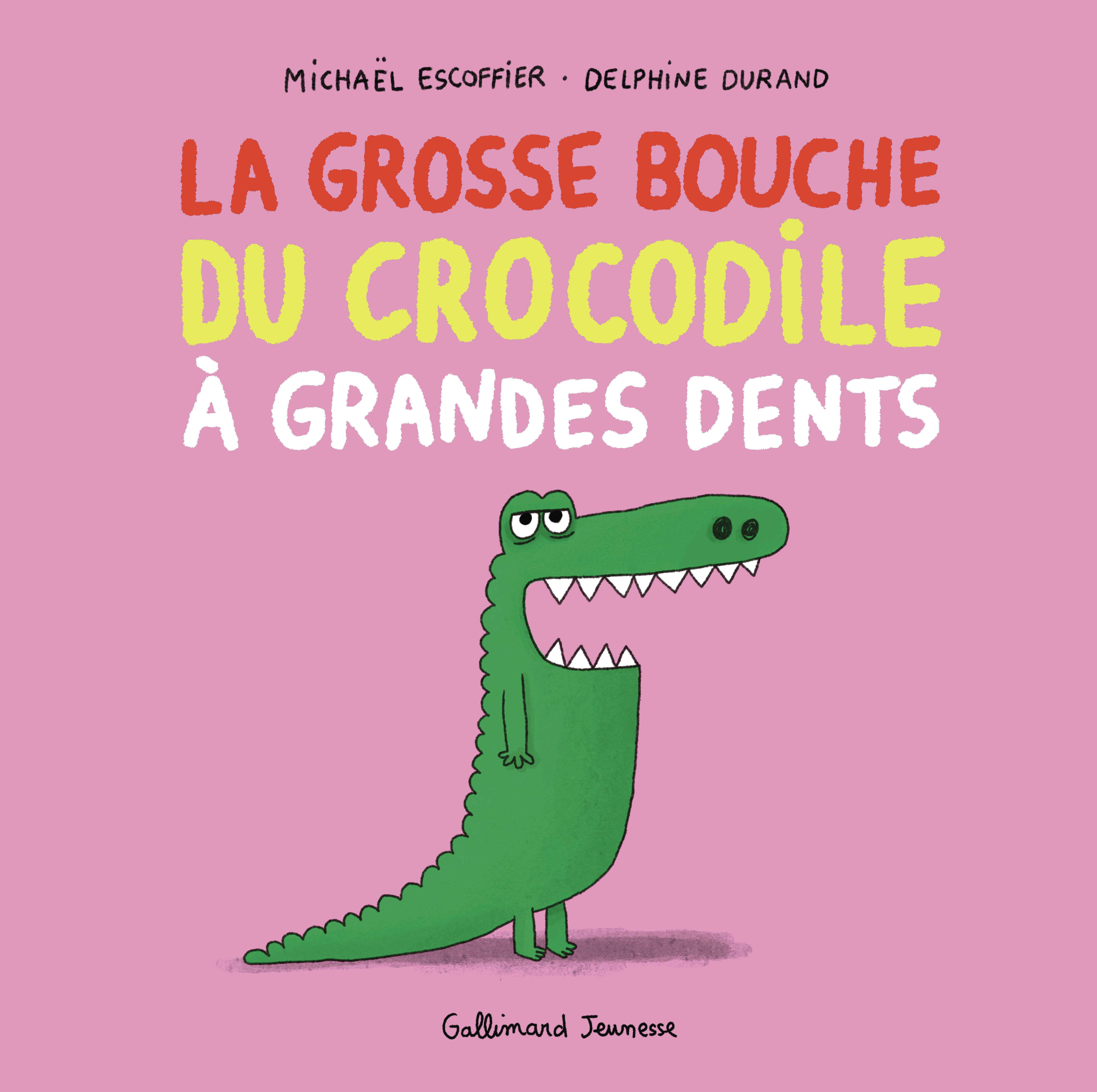 La grosse bouche du crocodile à grandes dents