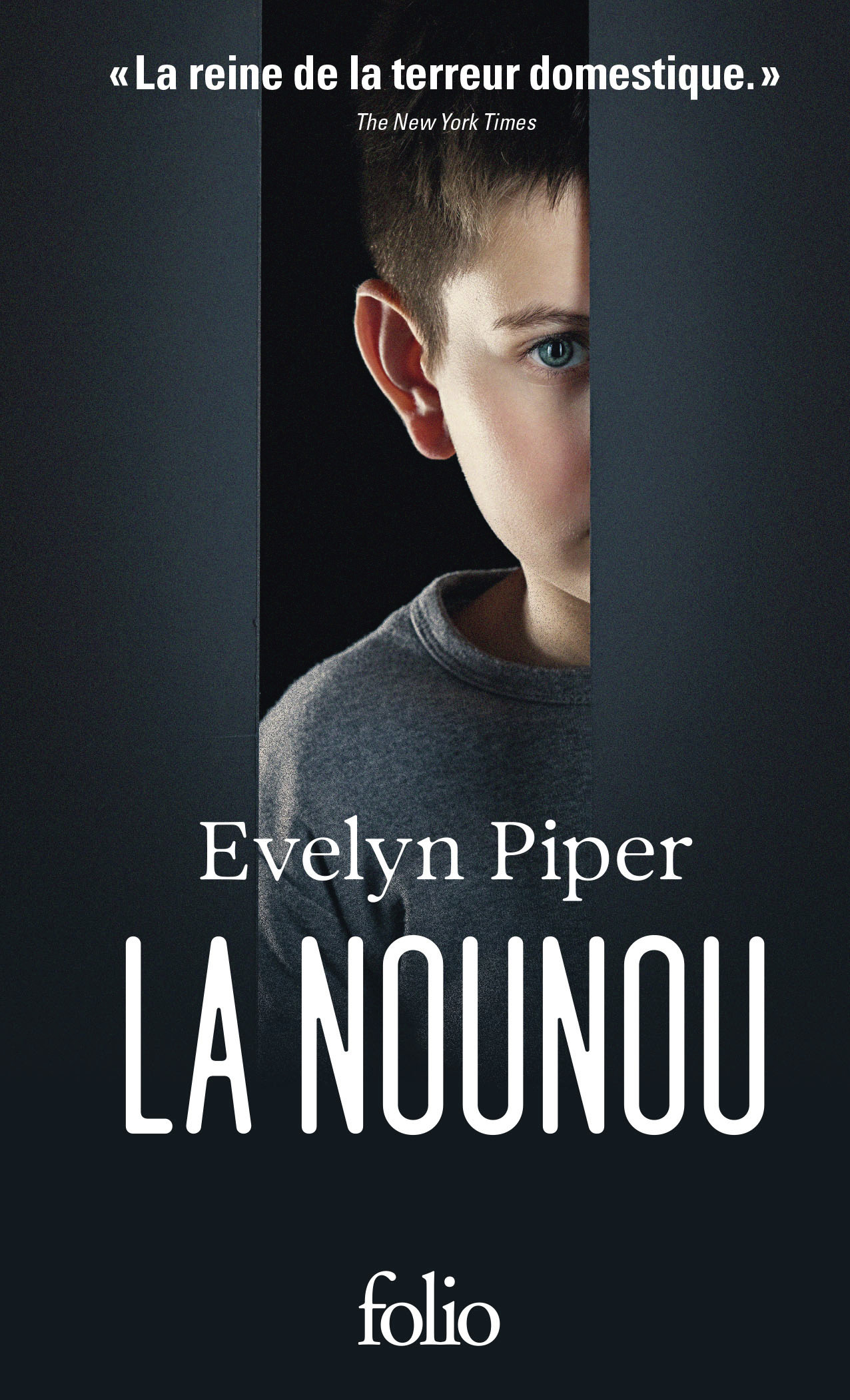 LA NOUNOU