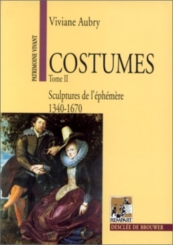 COSTUMES 2