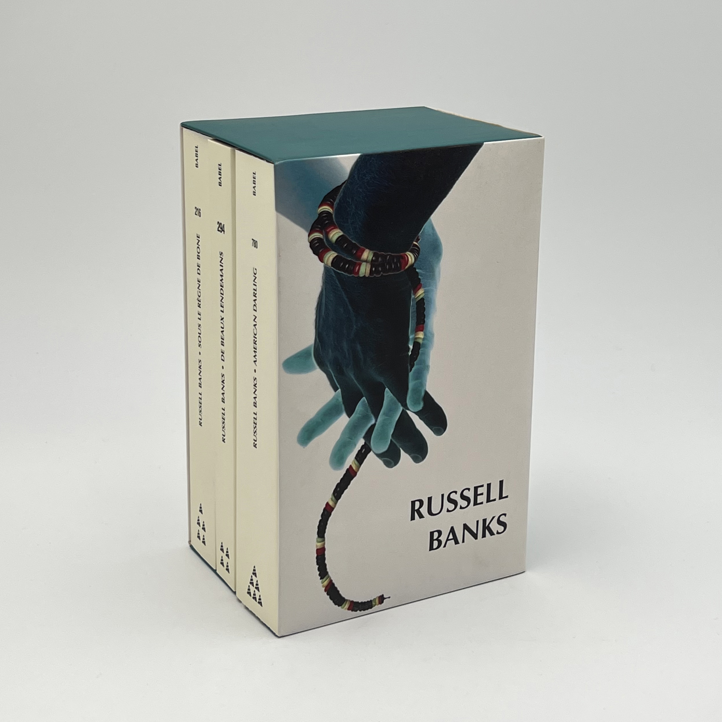COFFRET RUSSEL BANKS 3V