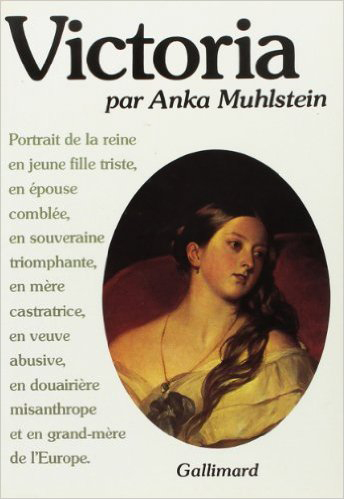 VICTORIA(PORTRAIT DE LA REINE EN JEUNE FILLE TRISTE, EN EPOUSE