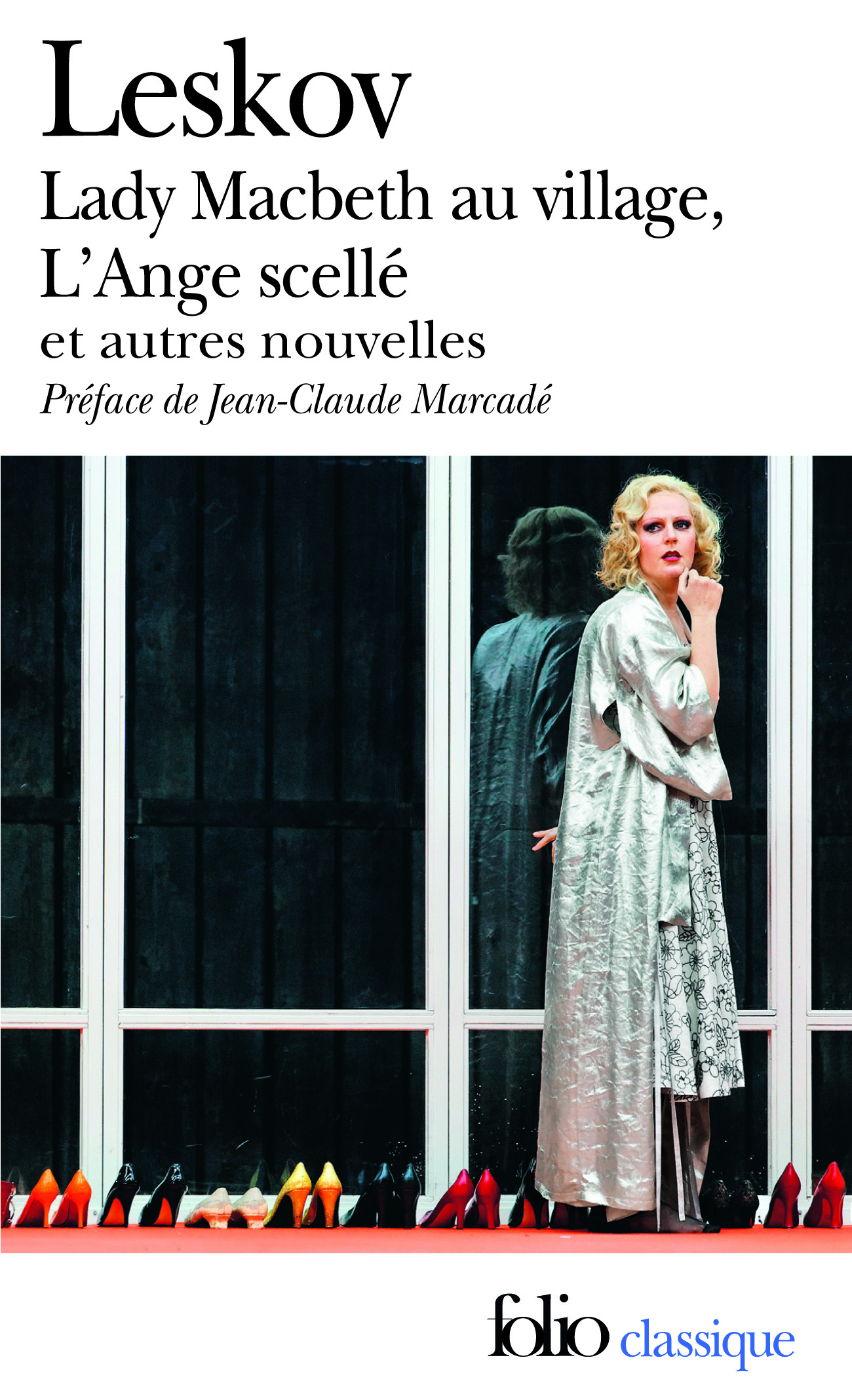 LADY MACBETH AU VILLAGE / ANGE SCELLE