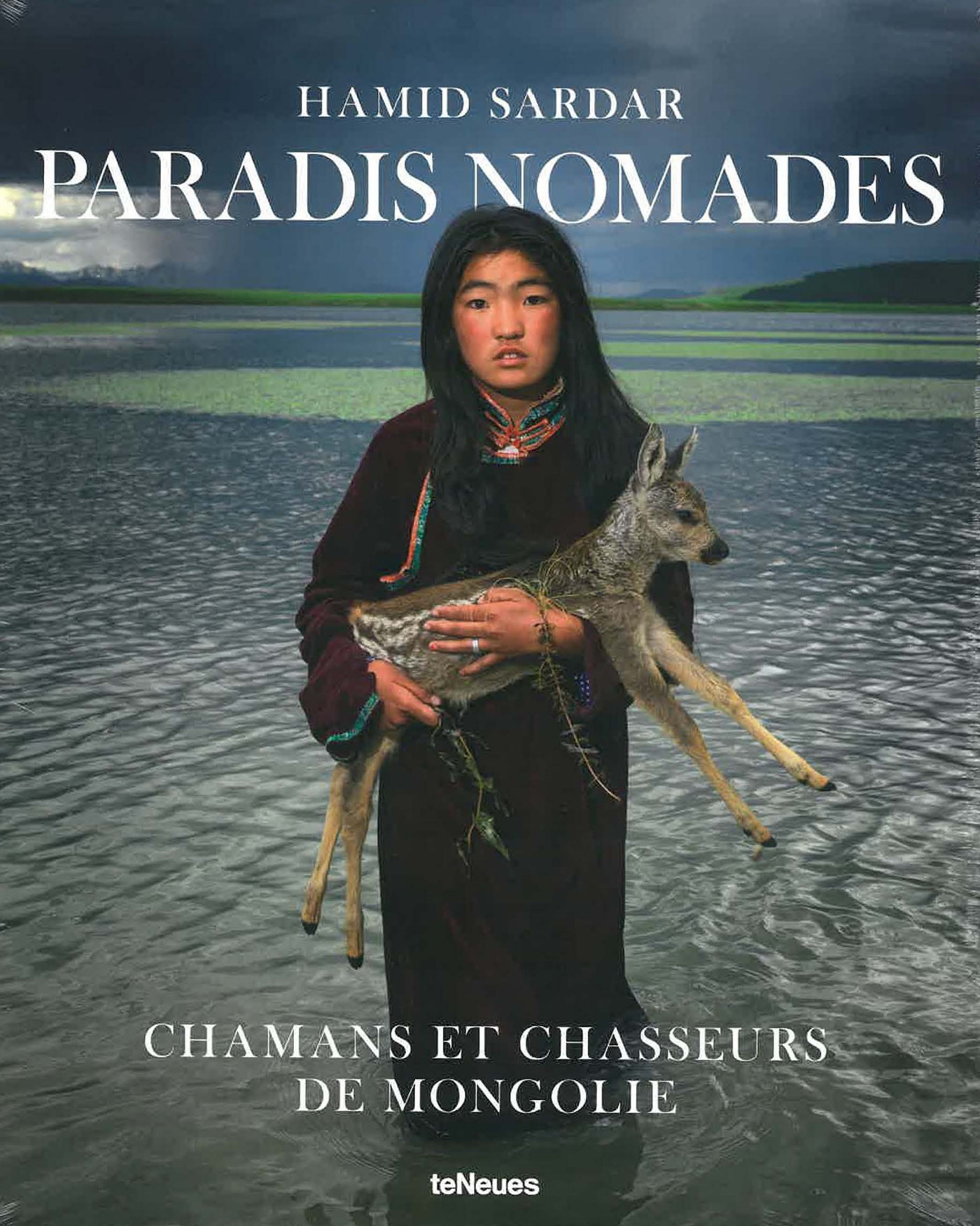 PARADIS NOMADES