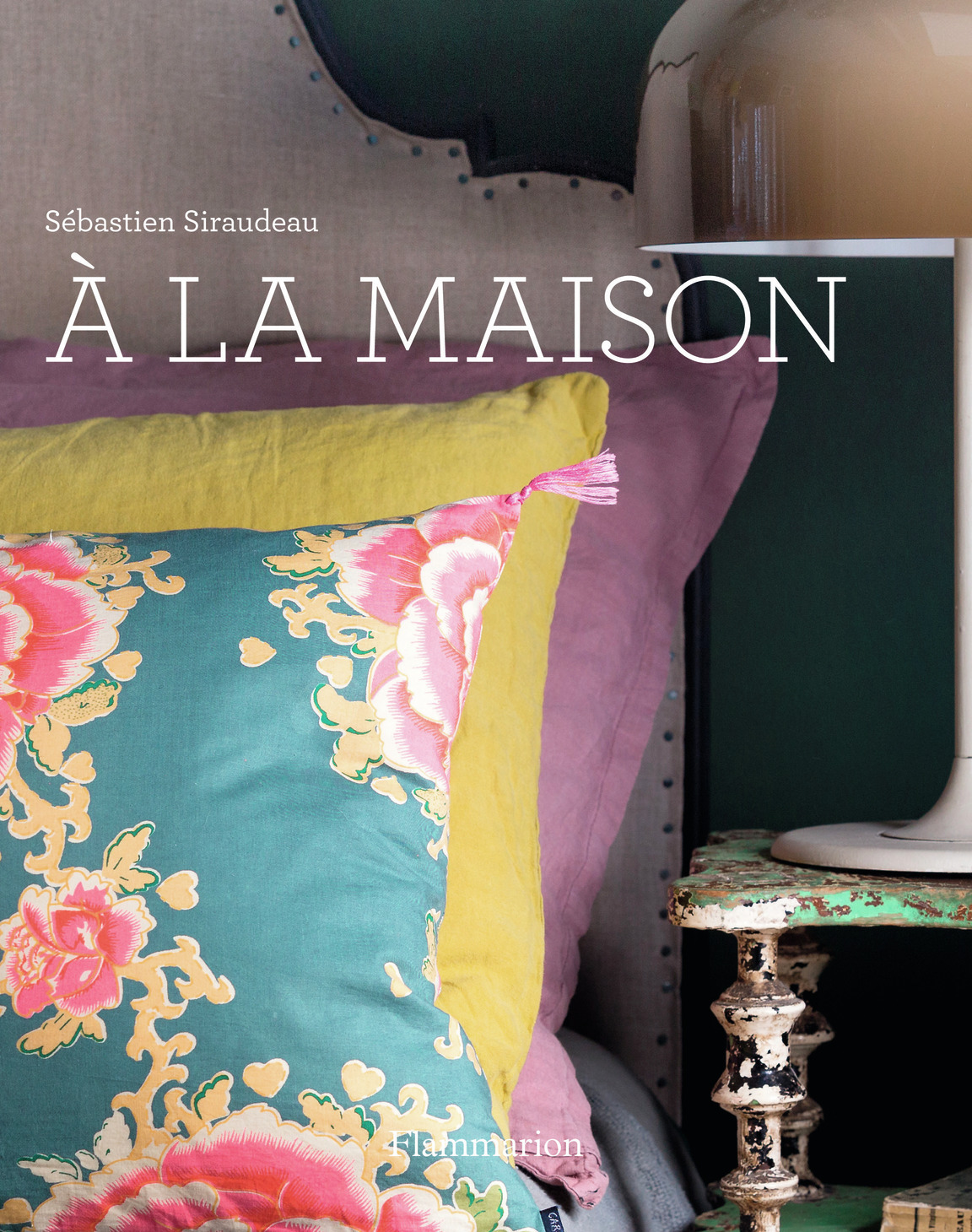 A LA MAISON